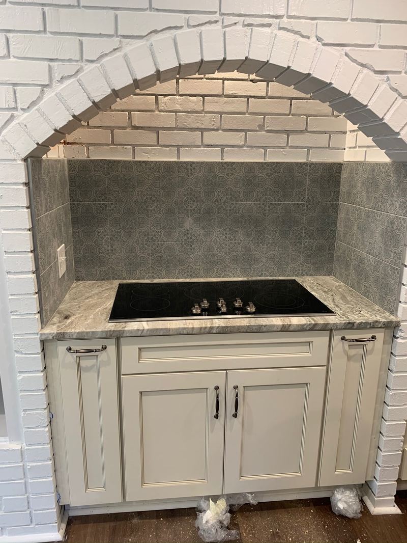 Brick cooktop alcove detail