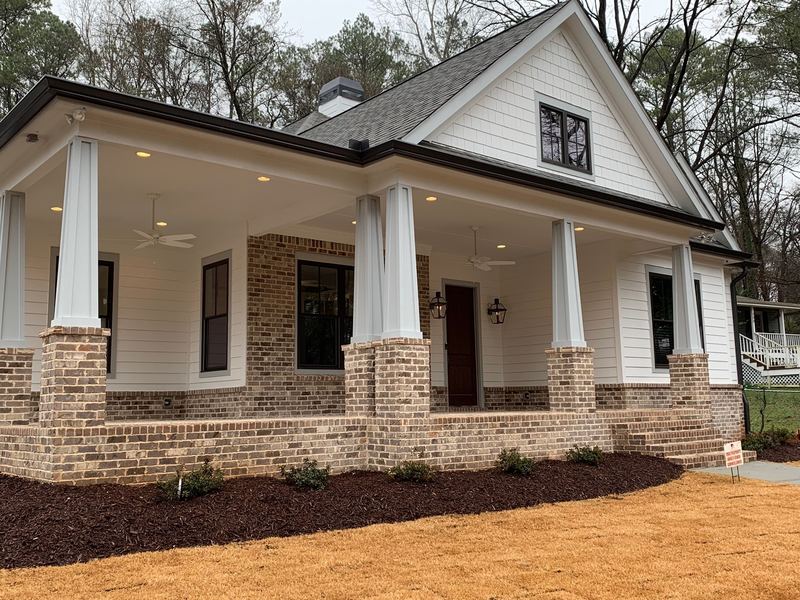 Craftsman columns on brick piers