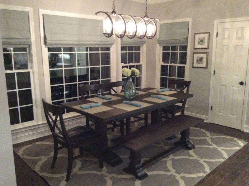 Dining room with bay window